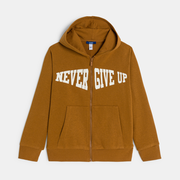 سويت شيرت بغطاء للرأس عليه رسالة، بني اللون، للأولاد